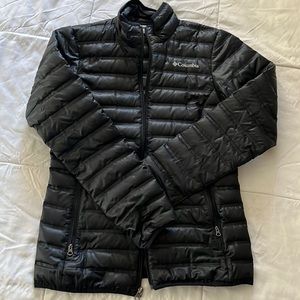 Columbia black puffy jacket size S
